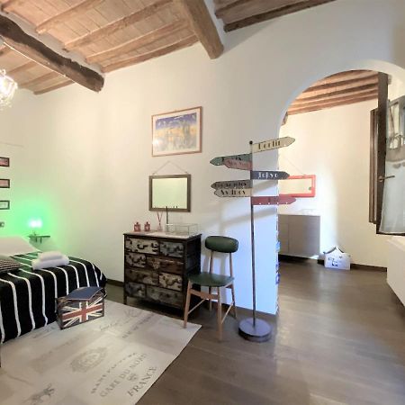 Il Mondo Di Claire - Cozy And Charm Siena Exterior photo