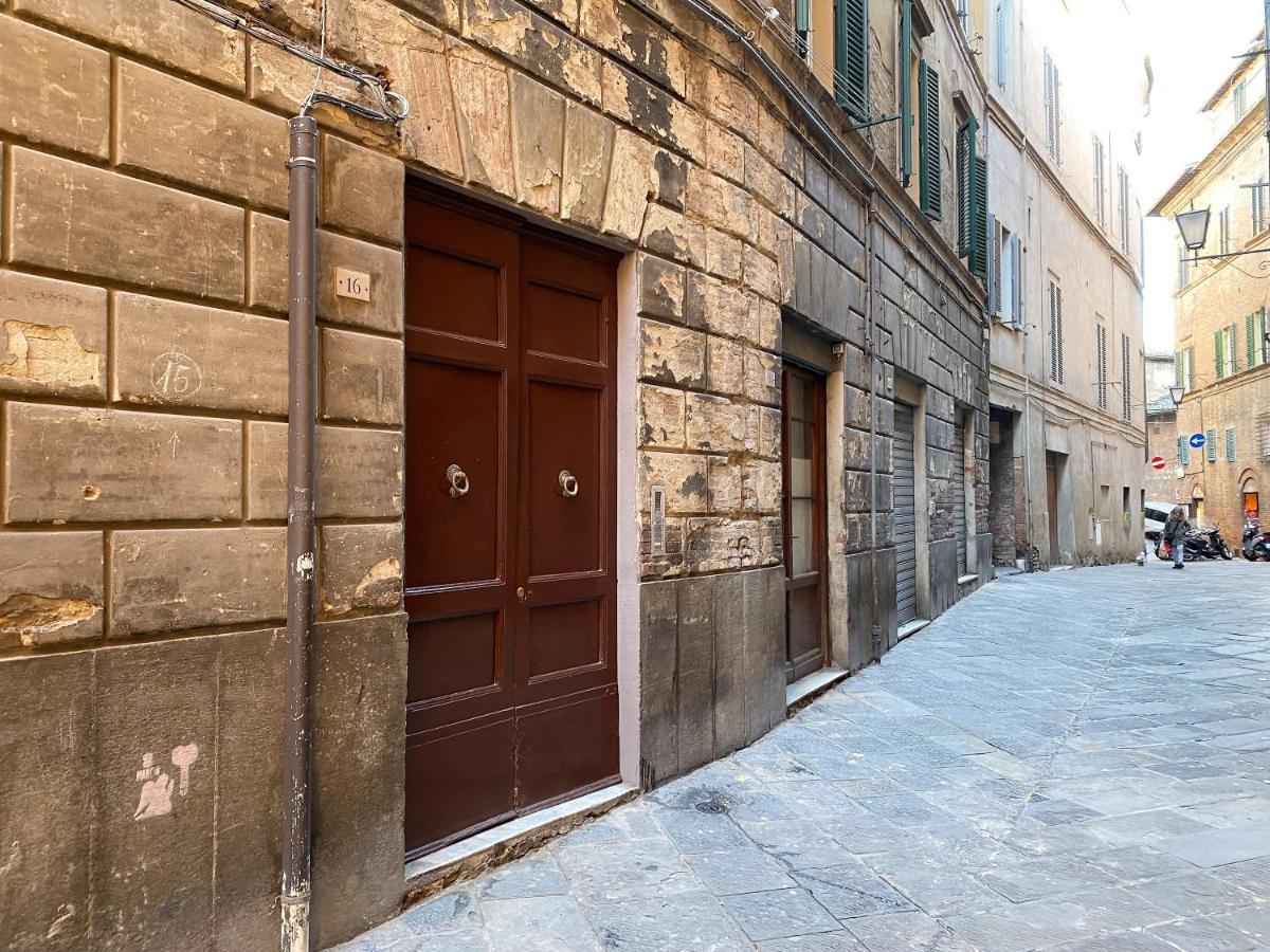 Il Mondo Di Claire - Cozy And Charm Siena Exterior photo